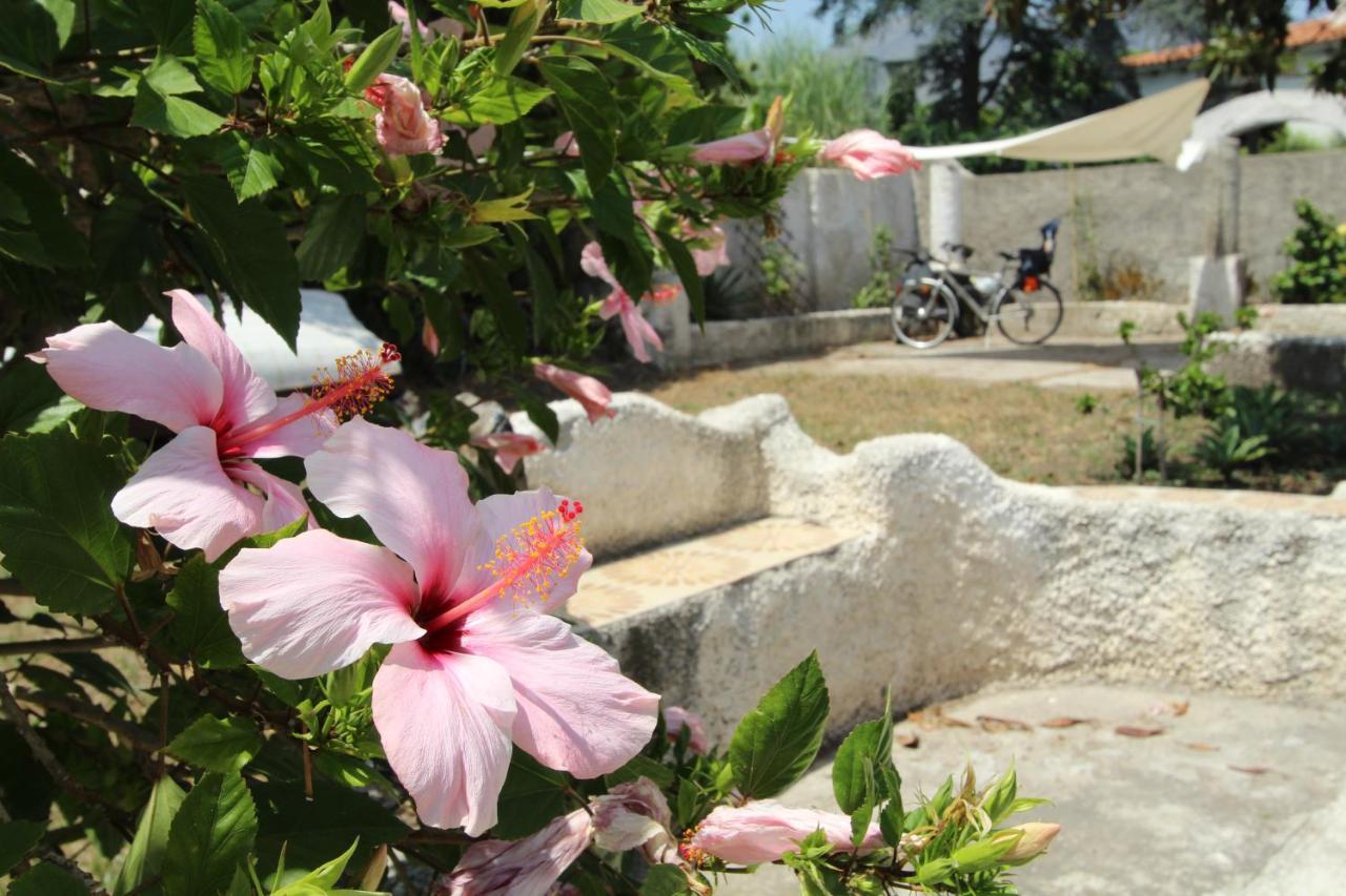 La Casa Bianca Villa Lipari  Eksteriør billede